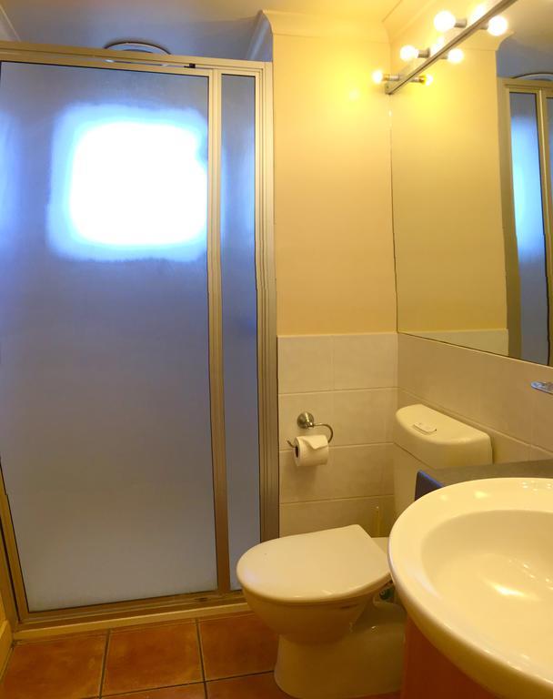 Horizons Beachfront Apartment Порт Феъри Екстериор снимка